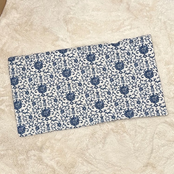 Ralph Lauren Other - Ralph Lauren Porcelain Rosette Blue Pillow Case Standard Size